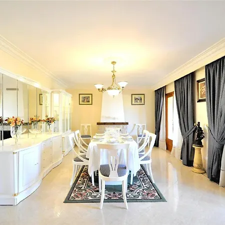 Mit Privatpool Fuer 6 Personen Ca 300 Qm In Badia Grand, Mallorca Suedkueste Von Mallorca Ferienhaus