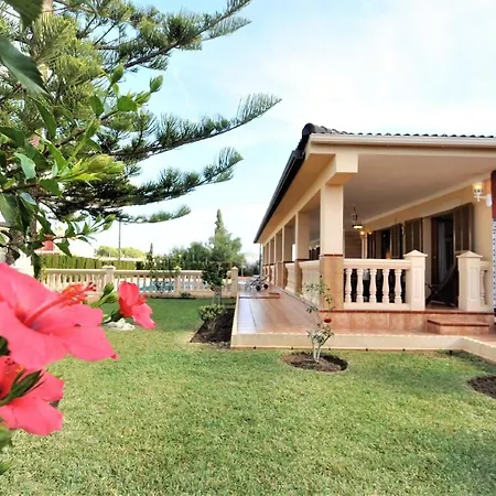 Mit Privatpool Fuer 6 Personen Ca 300 Qm In Badia Grand, Mallorca Suedkueste Von Mallorca * Llucmajor (Mallorca)